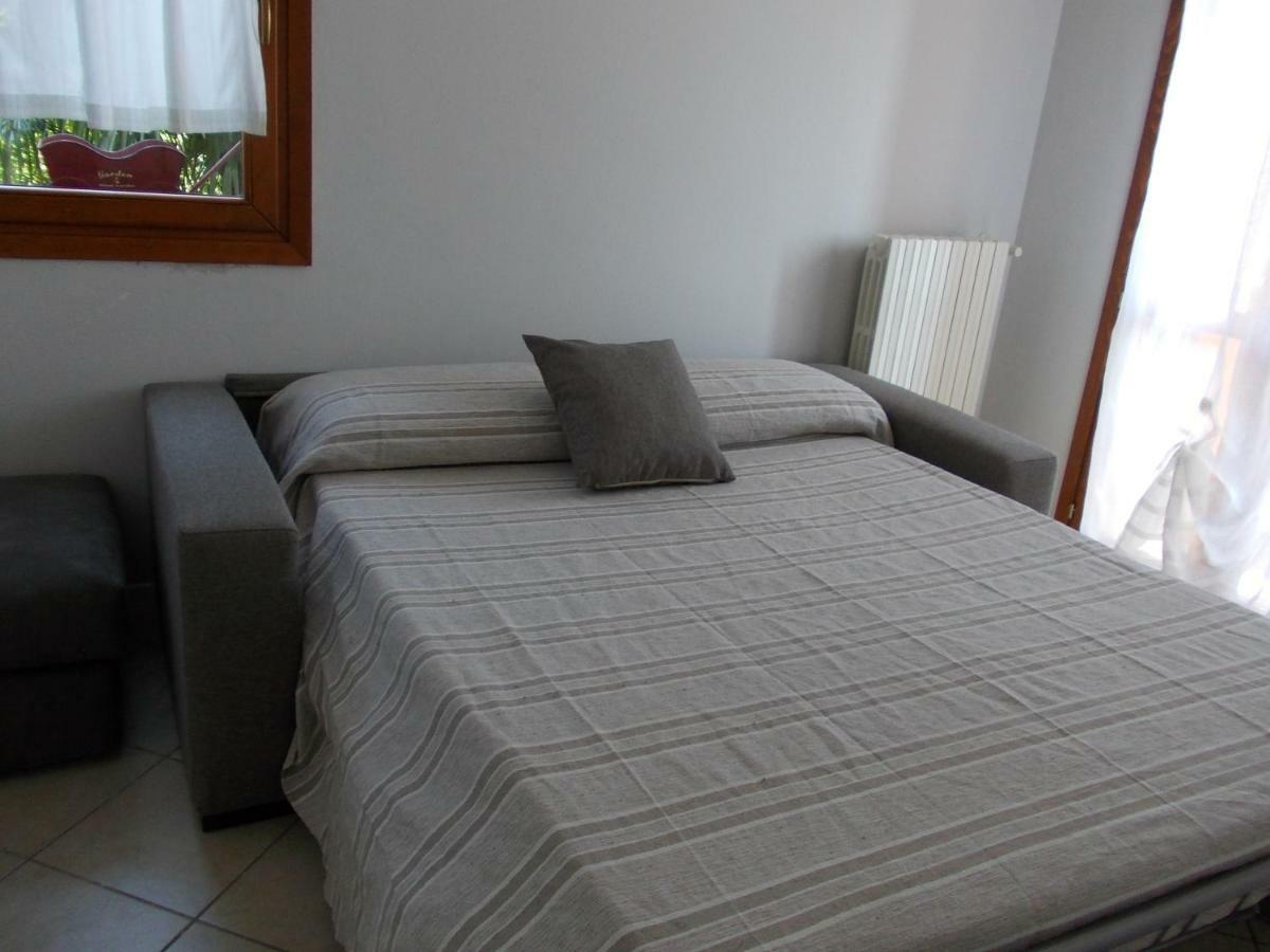דסנזאנו דל גארדה Alessandria Residence מראה חיצוני תמונה